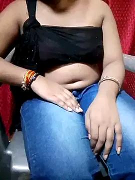 Babe_Doll04 on StripChat 