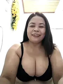 Baby-bigtits2024 on StripChat 