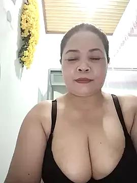 Baby-bigtits2024 on StripChat 