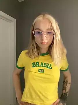 Baby_Tiny on StripChat 