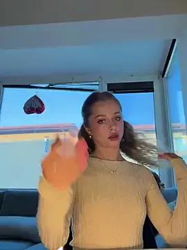 BabyAnais on StripChat 