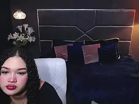 babybombomm18 on StripChat 