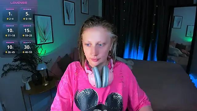 babydarkness on StripChat