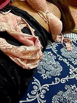 Babydoll_18 on StripChat 