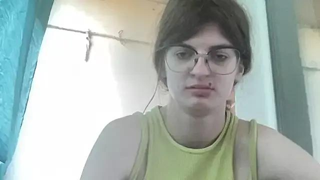 BabyDollX19 on StripChat 