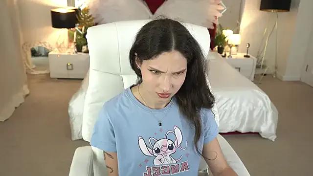 BabyFlowerr on StripChat 