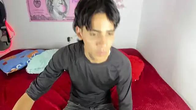 Babylatinhot11 on StripChat 