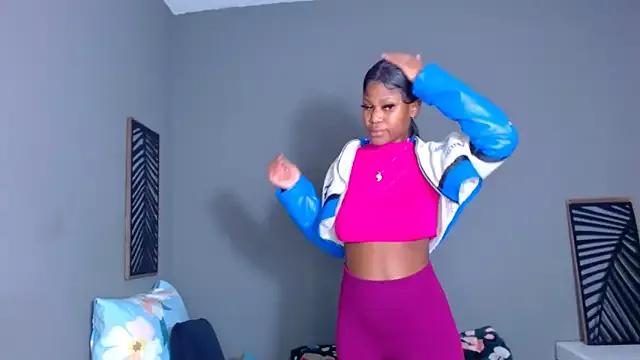 BarbieDoll21 on StripChat 
