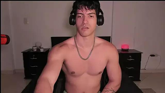 bbbeachboy on StripChat 