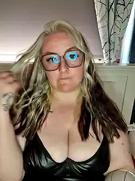 BBW_Diamond_xox on StripChat 