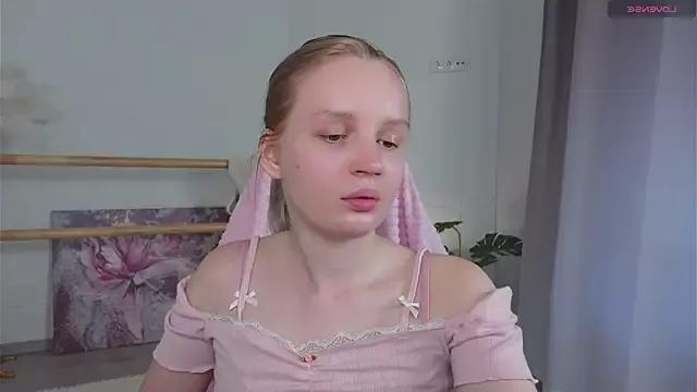 Beatrica_Klein on StripChat