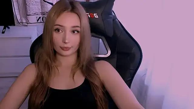 beauty_blonde — Freechat on StripChat