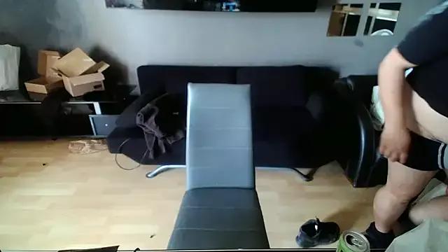 Bebemickey75 on StripChat 
