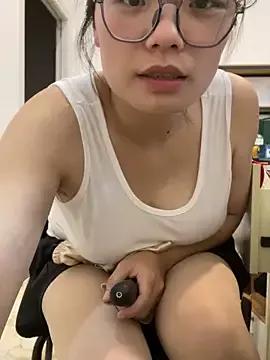 Bella0815 on StripChat 