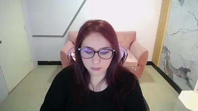 bellatrix_ch on StripChat