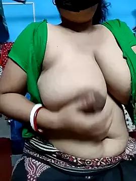 BERRY_00 on StripChat 