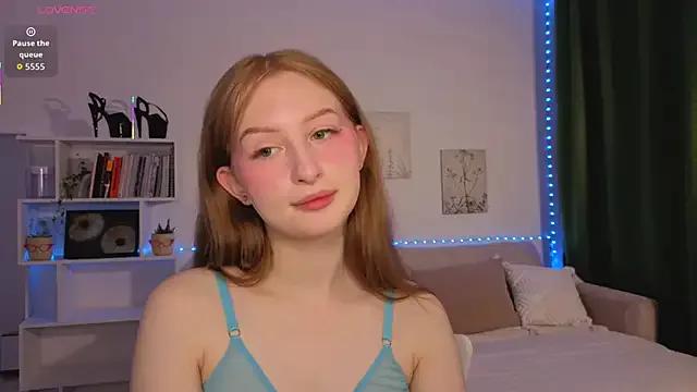 Betty_Twinkle — OIL ON MY TITS!