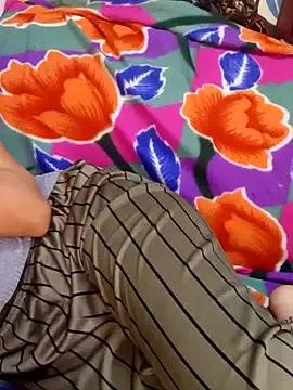 Bhabhihotyy09 on StripChat 