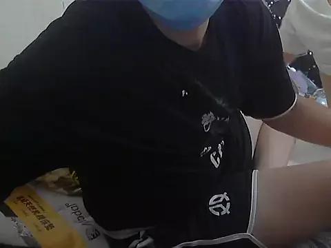 bigbb101011 on StripChat 