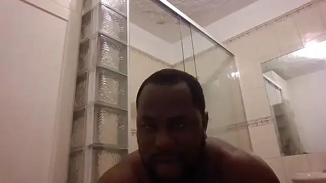 Bighood_T on StripChat