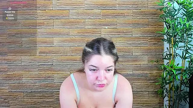 BlondieMuse on StripChat