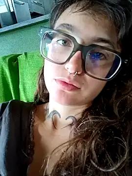 Blulilla69 on StripChat 