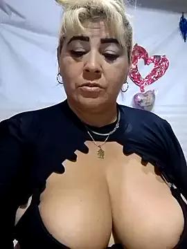 BonniAdams on StripChat 