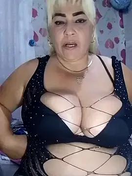 BonniAdams on StripChat 
