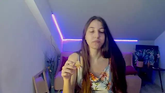 BonniePearson on StripChat 