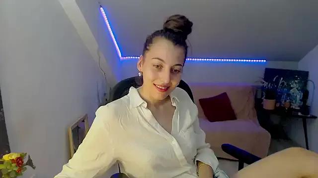 BonniePearson on StripChat 