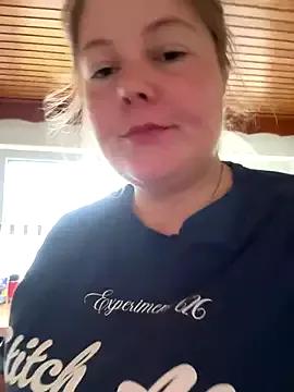 BootyLola on StripChat 