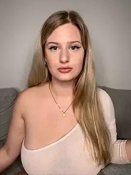 Busty-Ellie — Slap Ass red + Oil | Videowheel 77tk