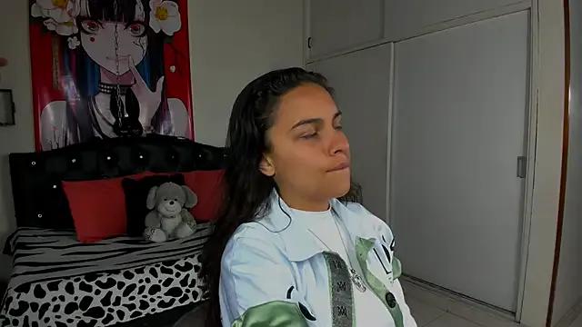 Canelitalove on StripChat