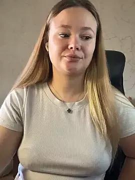 CaramelleSugar_ on StripChat 