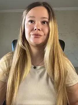 CaramelleSugar_ on StripChat 