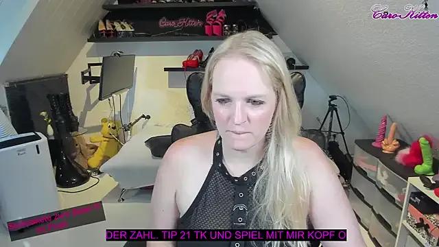 caro_kitten — Freechat on StripChat