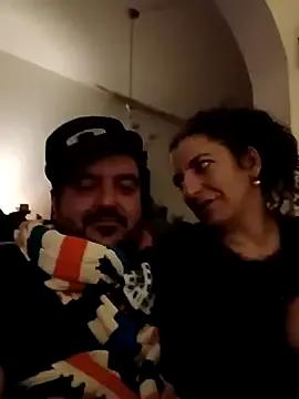 CasalTopaTudo on StripChat