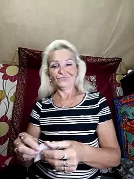 CassandraSandra44 on StripChat 