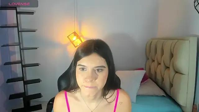 cassiehoward14 on StripChat