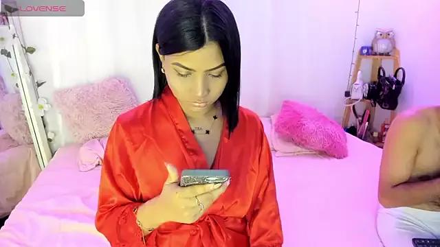 catalina_and_roger on StripChat 