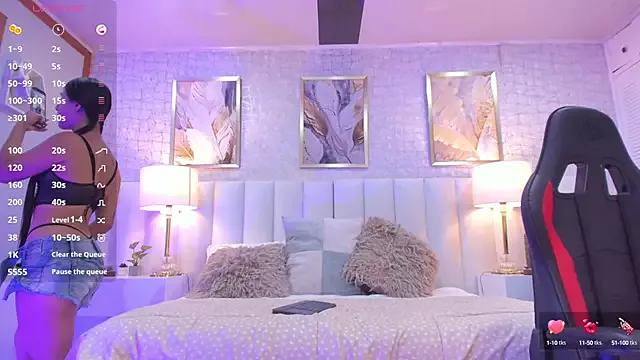 Celeste_017 on StripChat 