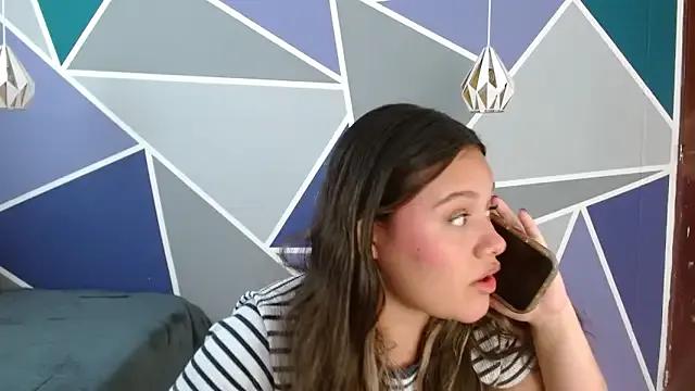 Charlotte_greyx on StripChat