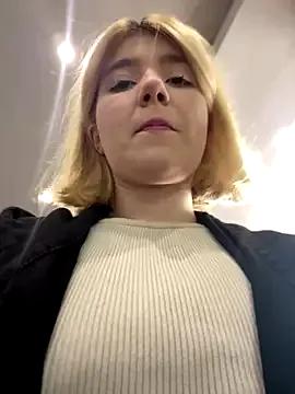 Cherry___Blossom on StripChat