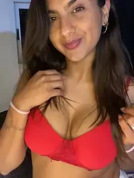 chicachocolate01 on StripChat 