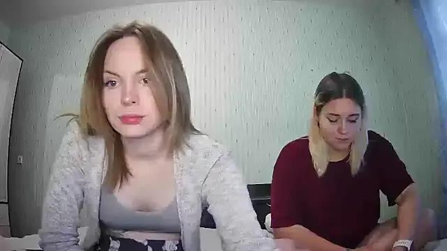 ChrisGirls on StripChat