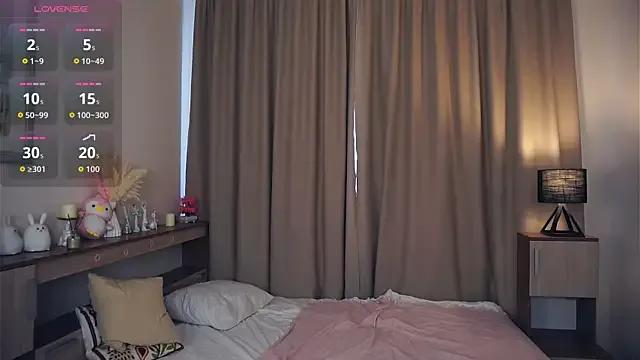 CloverChurchey — play with my tight pussy