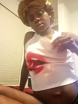 CocoaDoll22 on StripChat 