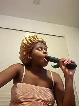 CocoaDoll22 on StripChat 