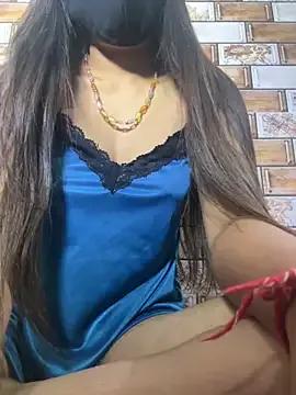 Collegegirl222 on StripChat 