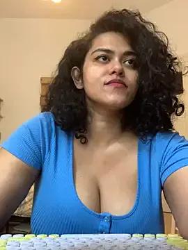 Curvydesifromgermany's avatar